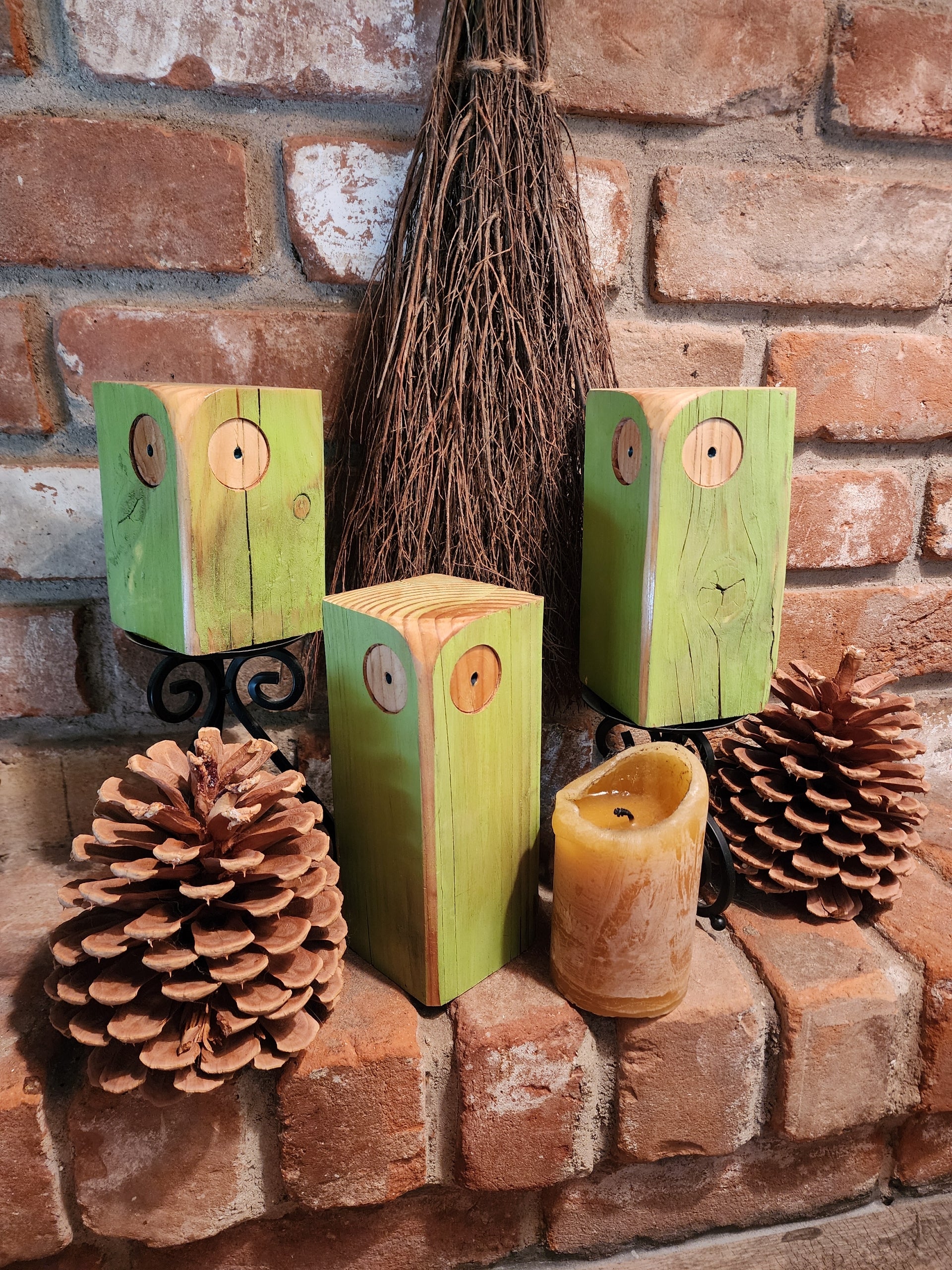 Wooden decorative owls - stylized home decor